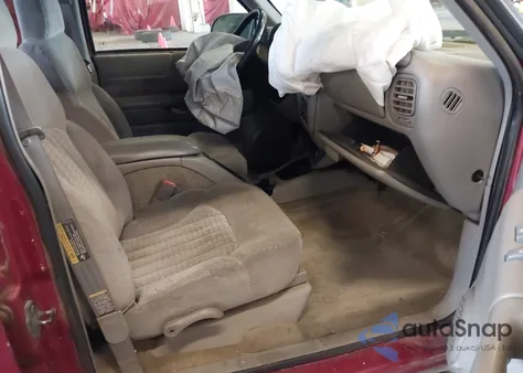 2002 Chevrolet Blazer Ls z USA, uszkodzony, nr VIN 1GNDT13W22K104793